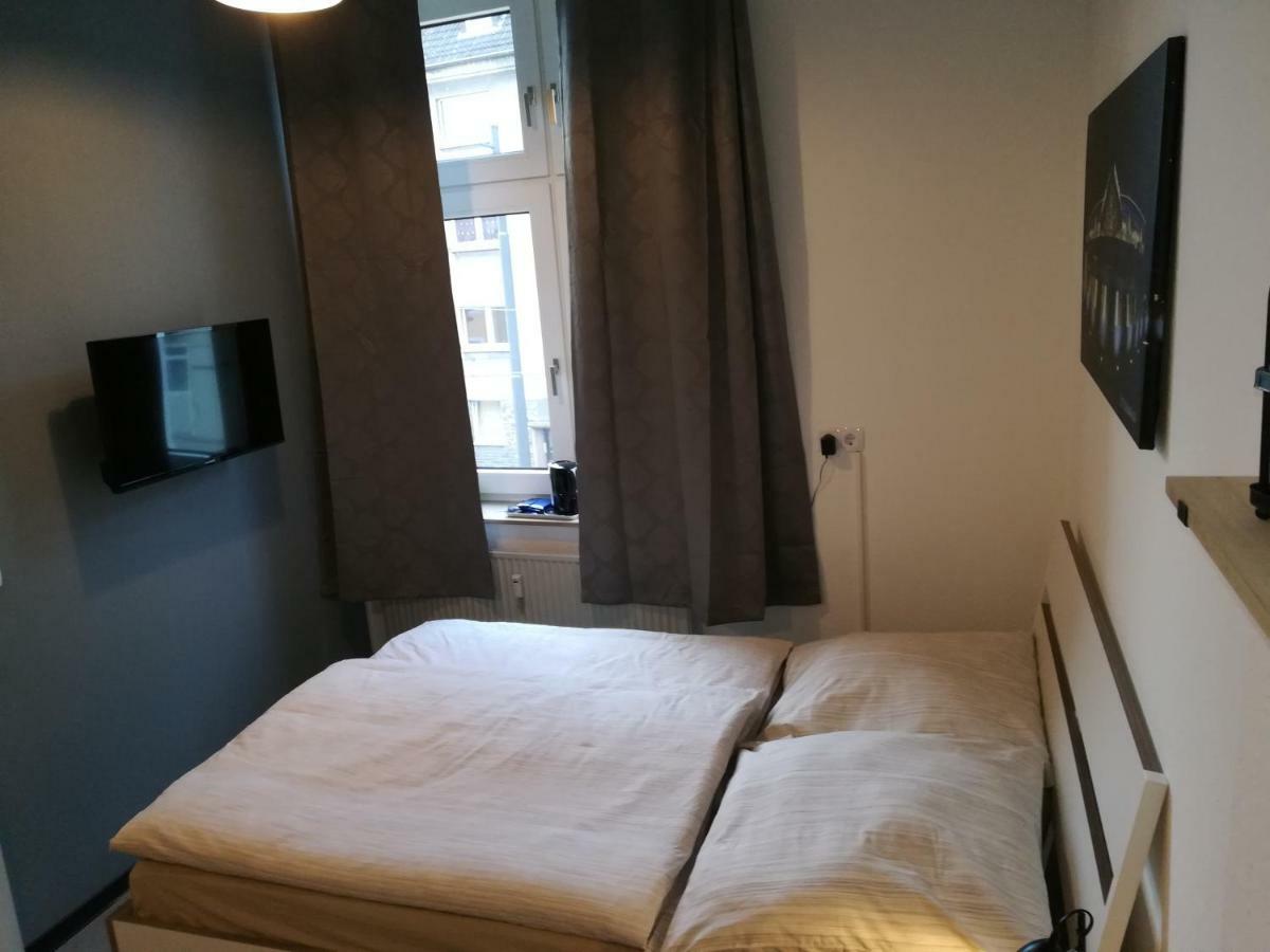 Zentrales Apartment In Гельзенкирхен Экстерьер фото