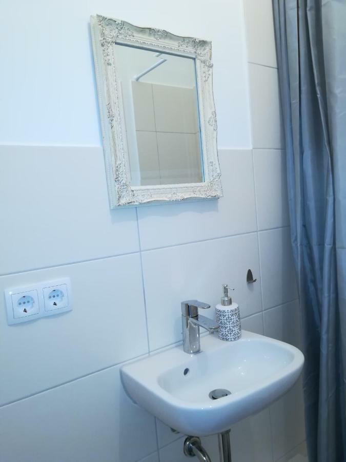 Zentrales Apartment In Гельзенкирхен Экстерьер фото
